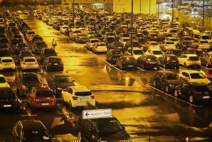Making the Most of Airport Long-Term Parking: Deals and Reservation Tips